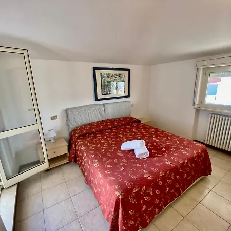 Vista Mare Con E Piscina * ألبا أدرياتيكا